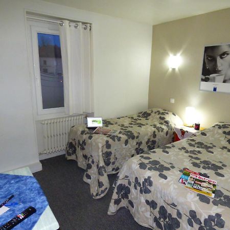 Auberge Des Avenieres Les Avenières 外观 照片