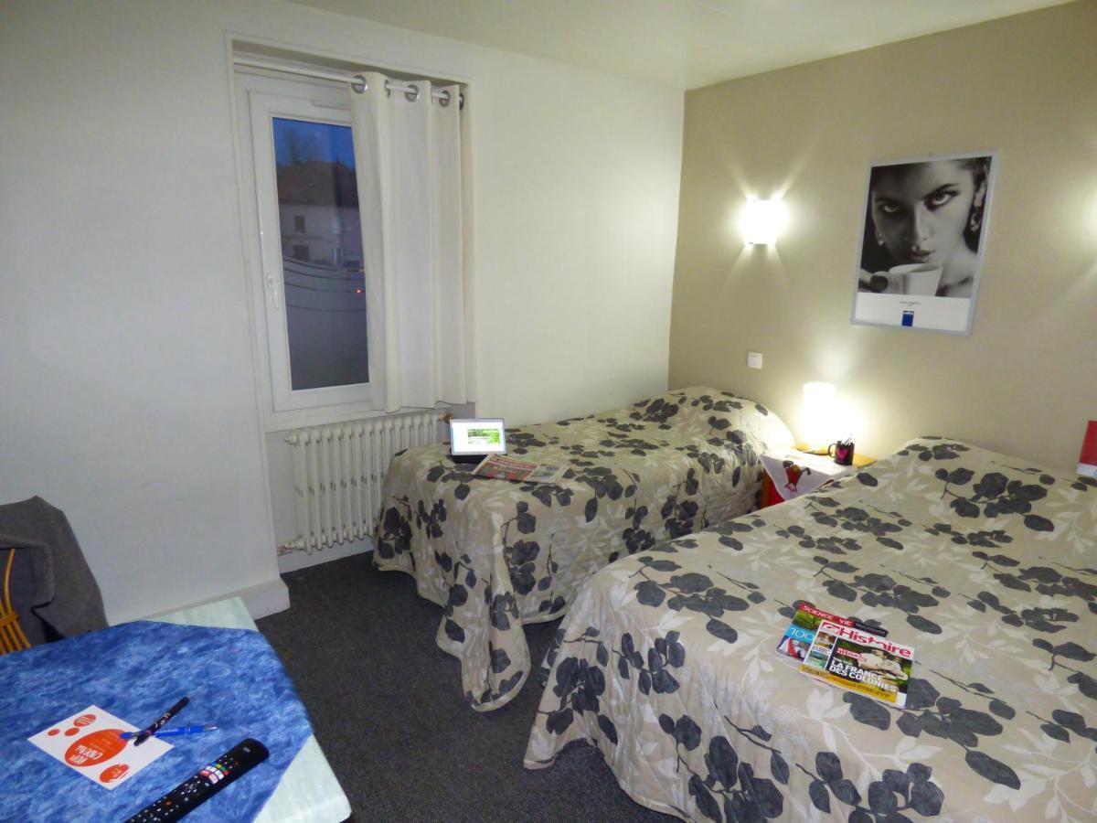 Auberge Des Avenieres Les Avenières 外观 照片