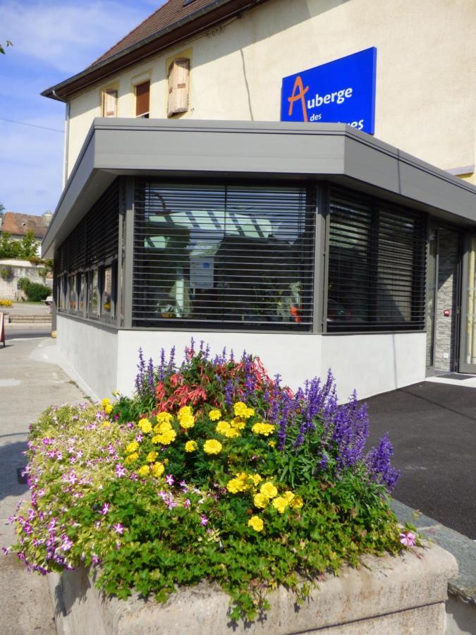 Auberge Des Avenieres Les Avenières 外观 照片