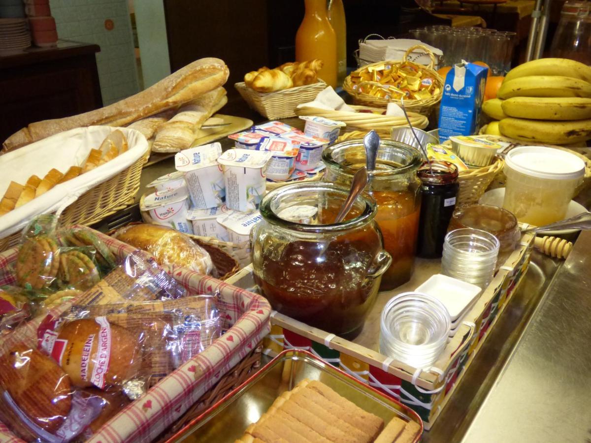 Auberge Des Avenieres Les Avenières 外观 照片
